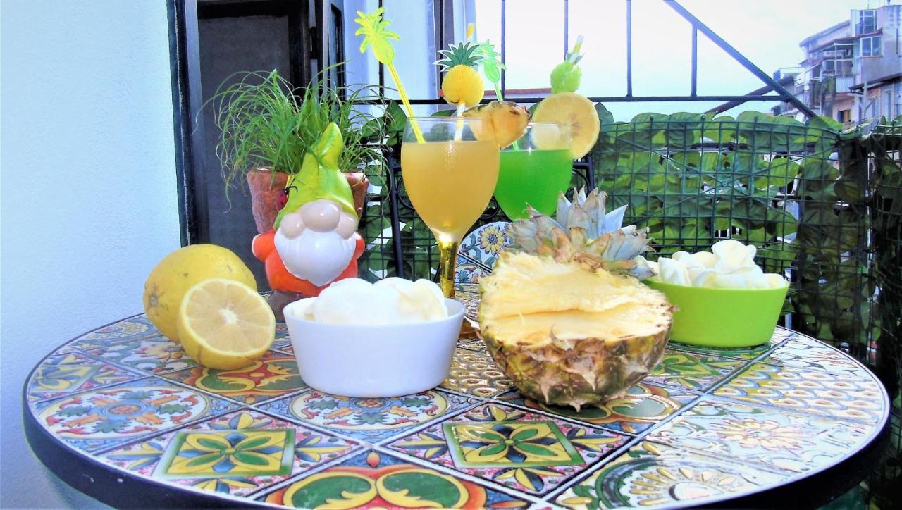 Casa Le Maioliche Apartment จีอาร์ดีนี นักซอส ภายนอก รูปภาพ